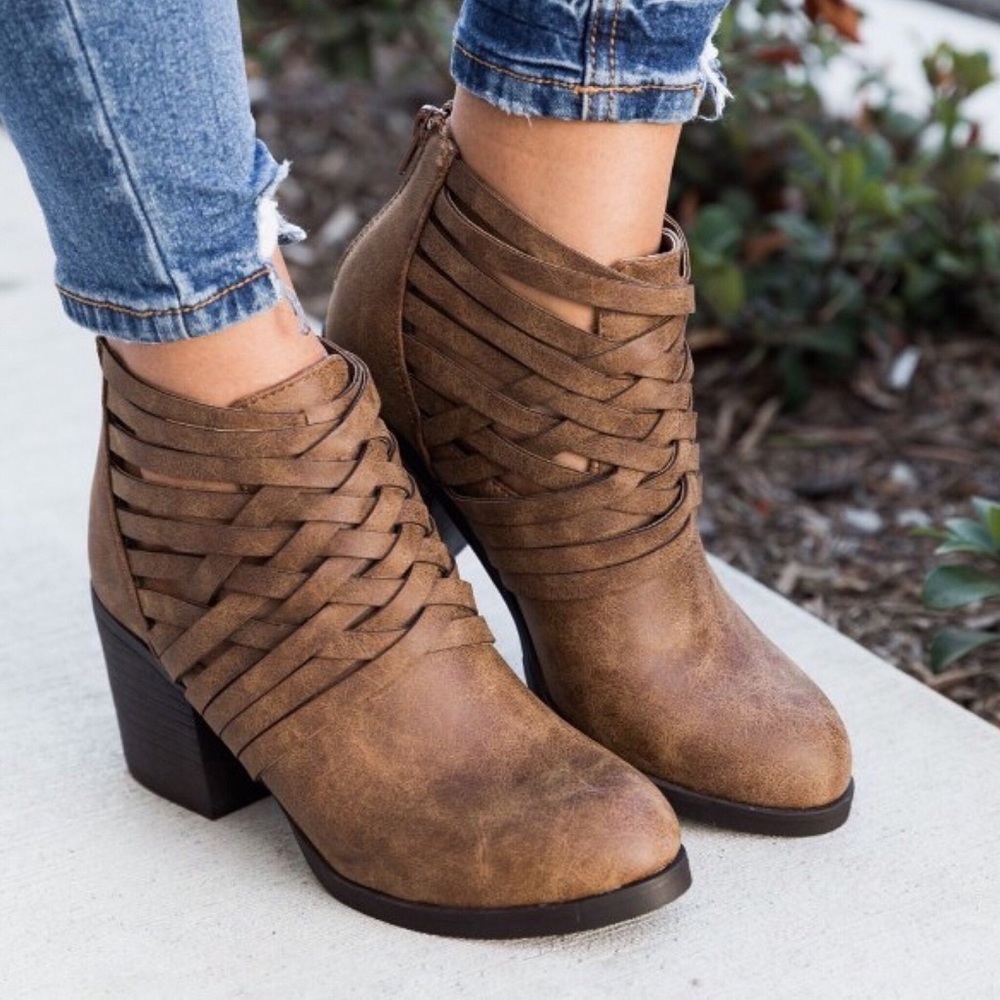 NEW! Washed Leather Basket Weave Ankle Bootie - Picture 8 of 8